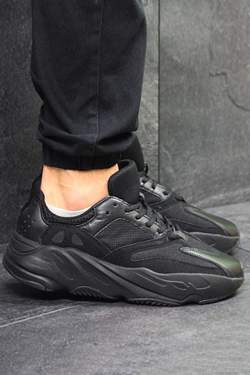 Кроссовки Adidas Yeezy Boost 700 "Triple Black"   