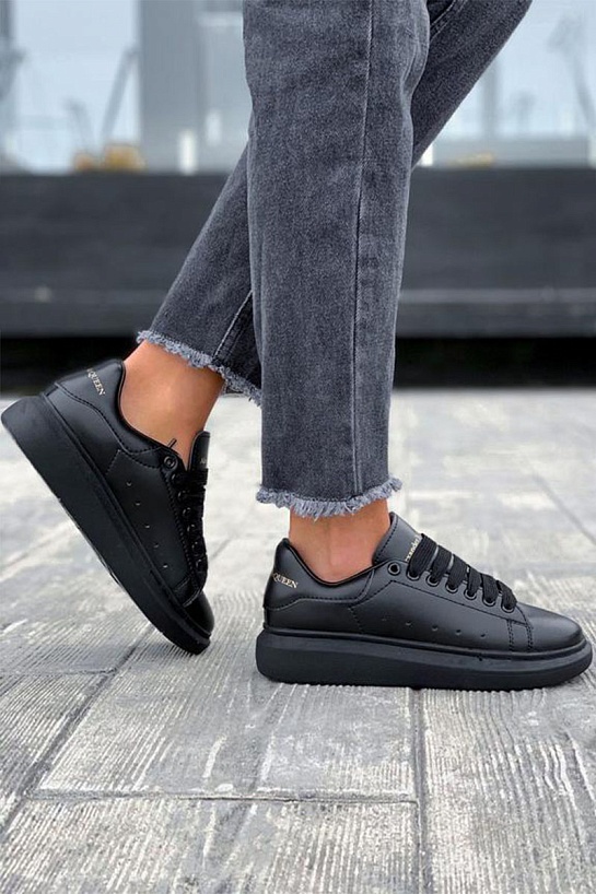 Чёрные кожаные кроссовки Alexander McQueen