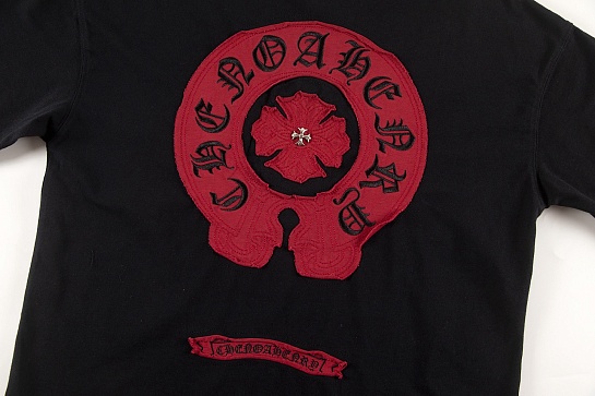 Чёрная оверсайз футболка Gothic logo