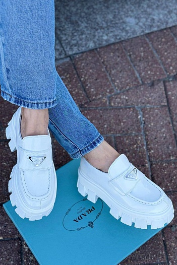 Женские лоферы Prada Monolith - White   