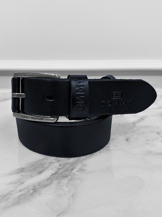 Мужской кожаный ремень Tommy Hilfiger тёмно-синего цвета