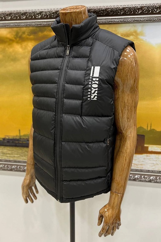 Мужской чёрный жилет Hugo Boss