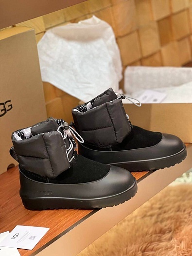 Женские замшевые ботинки UGG Classic Maxi Toggle Mini - Black   