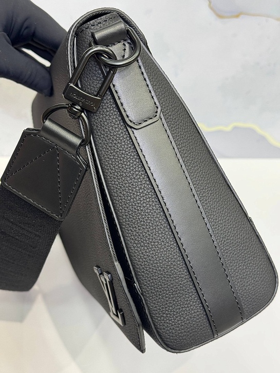 Кожаная сумка Louis Vuitton Takeoff Messenger premium 28x23x10 см
