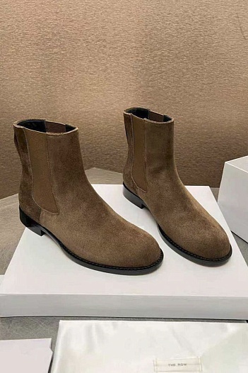 Женские замшевые сапоги The Row   