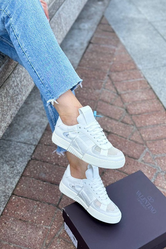 Женские комбинированные кроссовки Valentino "VLTN" - White
