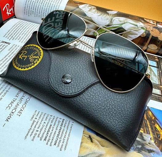 Солнцезащитные очки Ray-Ban Aviator Large Metal   