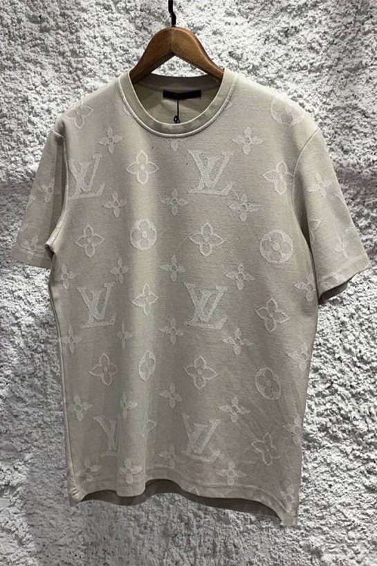 Бежевая оверсайз футболка Louis Vuitton Monogram