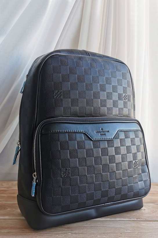 Кожаный рюкзак Louis Vuitton Damier Infini 40x30x13 см