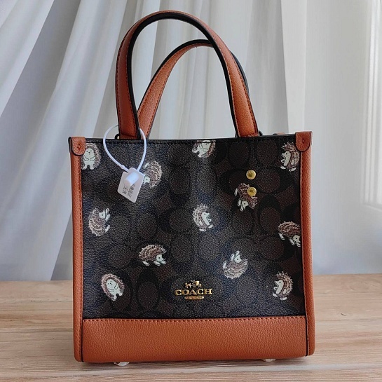 Женская сумка Coach Dempsey Tote 23x23 см (5 расцветок)