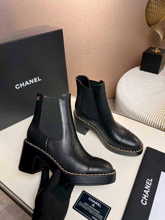 Женские кожаные сапоги Chanel premium - Black