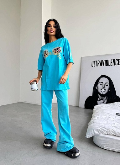 Женская голубая оверсайз футболка Balenciaga   