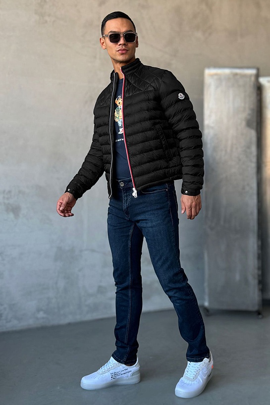 Мужская чёрная куртка Moncler Benamou