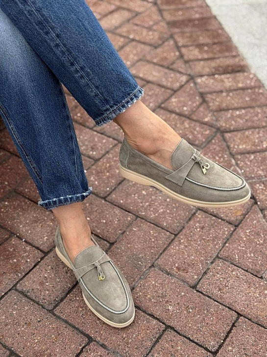 Женские замшевые лоферы Loro Piana Open Walk - Grey