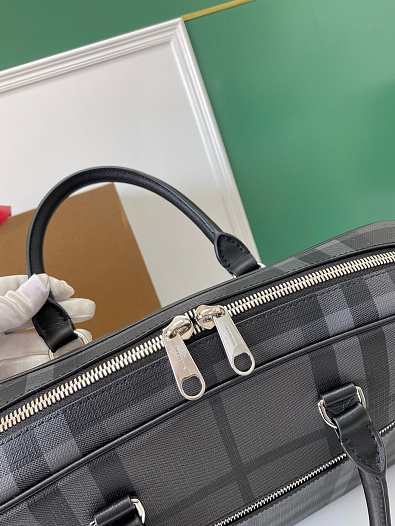 Кожаный портфель Burberry Premium 38x26x5.5 см   
