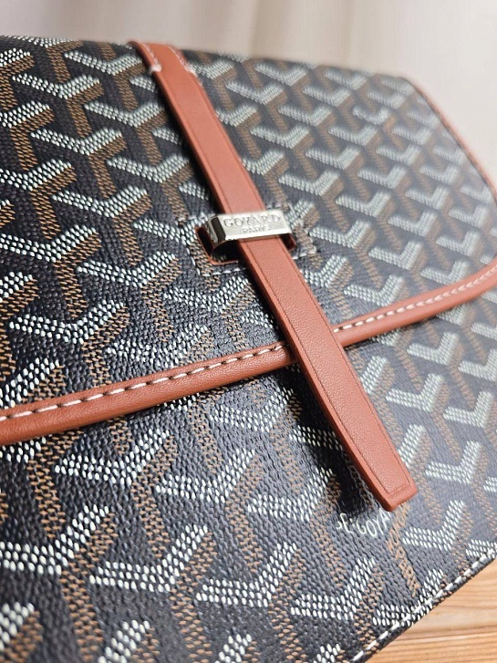 Кожаная сумка Goyard Belvedere MM 27x21 см