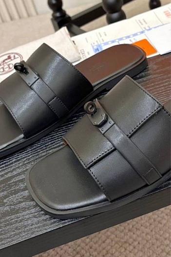 Чёрные кожаные шлёпанцы Hermes Gabriel   
