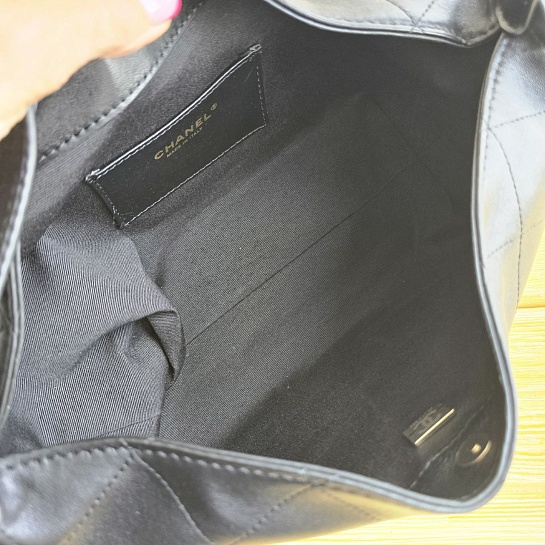 Кожаная сумка Chanel 28x15 см