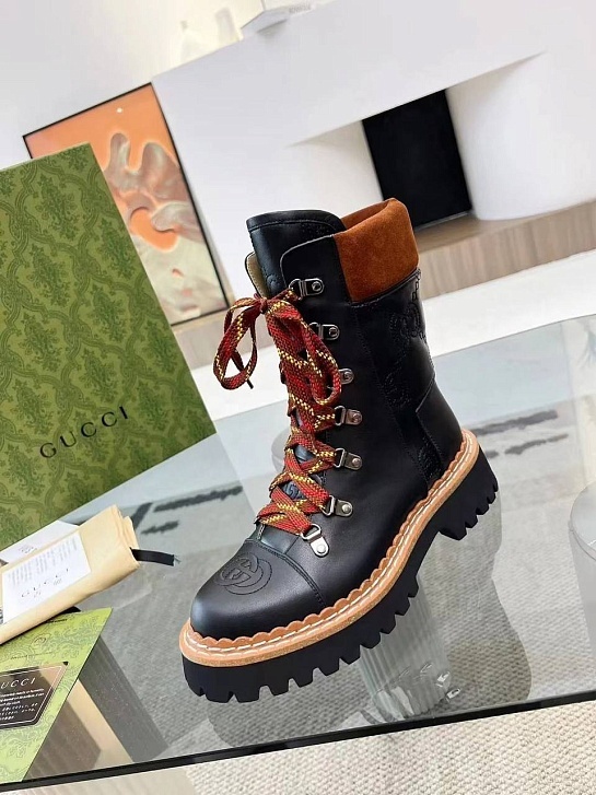 Женские кожаные ботинки Gucci