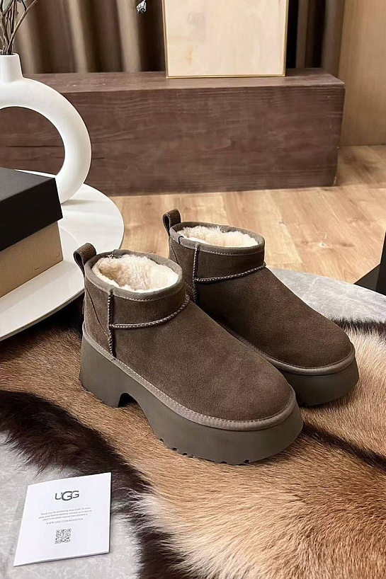 Женские замшевые ботинки UGG Heights - Brown