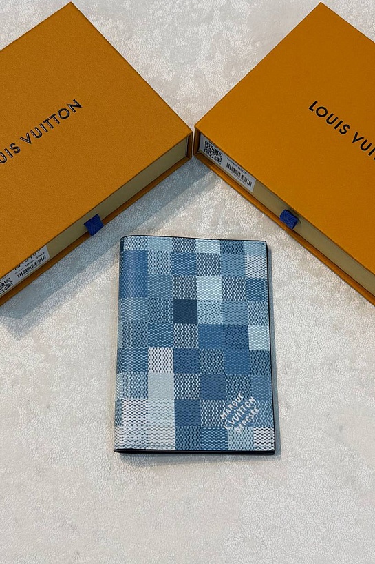 Кожаная обложка для паспорта Louis Vuitton Indigo Blue Damoflage premium 14x10x2.5 см