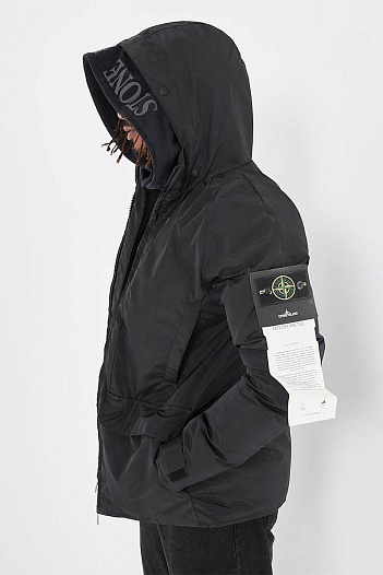 Парка чёрного цвета Stone Island compass-patch   