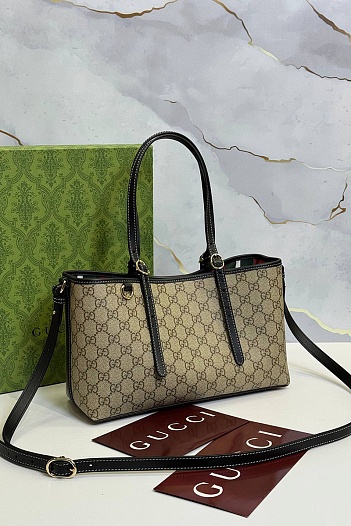 Кожаная сумка Gucci GG Emblem premium 30x19x11 см   