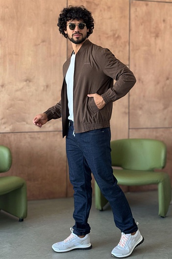 Мужской бомбер Zegna коричневого цвета   