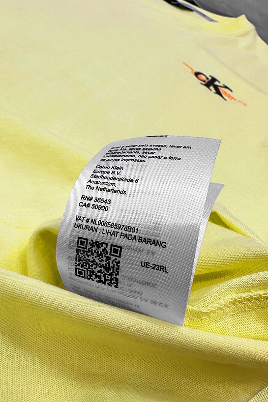 Мужская жёлтая футболка Calvin Klein Urban Graphic