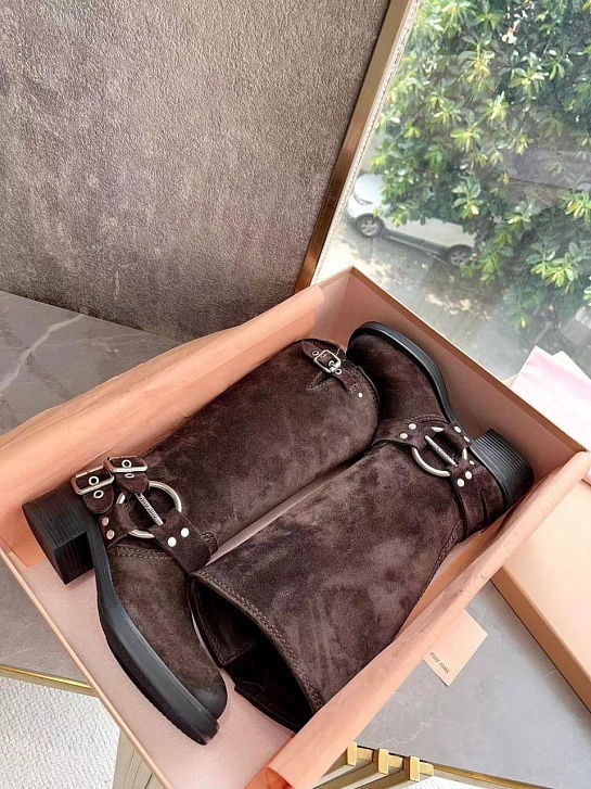 Женские замшевые сапоги MIU MIU Ankle Premium