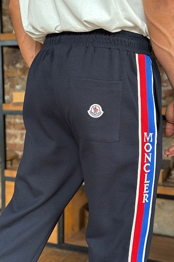 Тёмно-синие спортивные штаны Moncler striped logo   