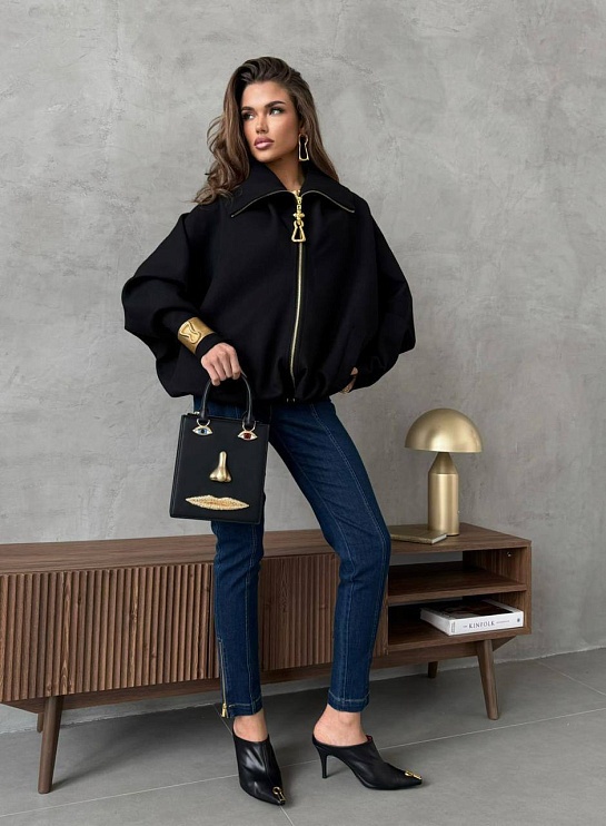 Женская куртка чёрного цвета Schiaparelli premium