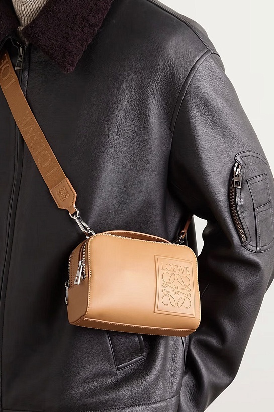 Кожаная сумка Loewe Mini Camera Crossbody 18x14 см - Brown