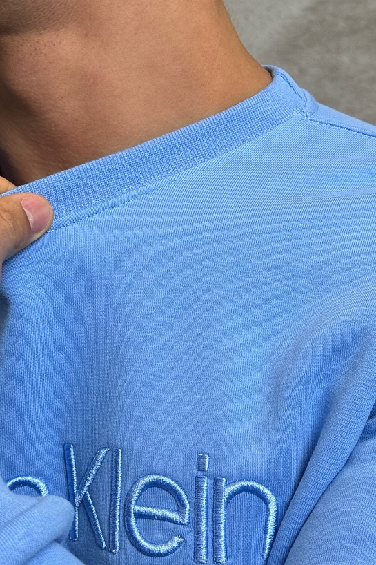 Свитшот голубого цвета Calvin Klein embroidered-logo