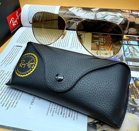 Солнцезащитные очки Ray-Ban Aviator Large Metal