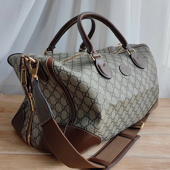 Дорожная сумка Gucci Interlocking G Duffle Bag in Beige 40x25 см
