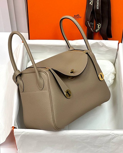 Женская кожаная сумка Hermes Lindy Premium 26x18x13 см - Beige   