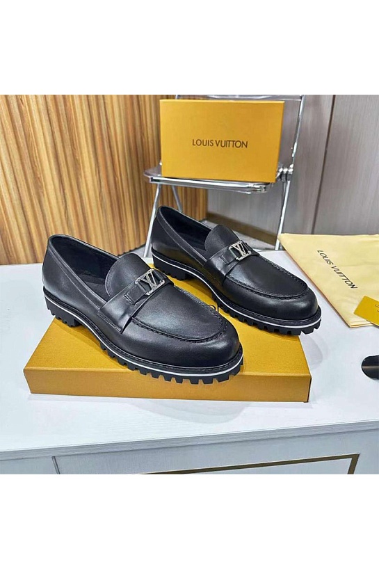 Мужские кожаные ботинки Louis Vuitton чёрного цвета