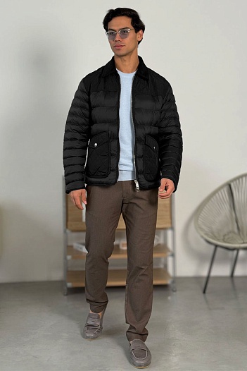 Чёрная пуховая куртка Burberry London England logo-patch   