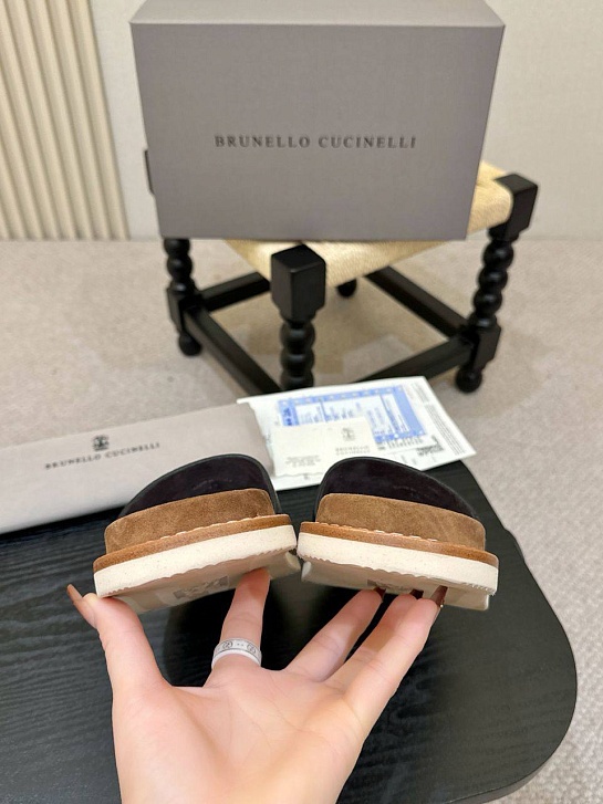 Мужские кожаные шлёпанцы Brunello Cucinelli