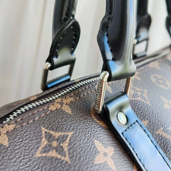 Кожаная дорожная сумка Louis Vuitton Keepall 45x27 см