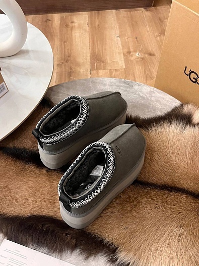 Женские замшевые ботинки UGG Tazz Platform - Grey   