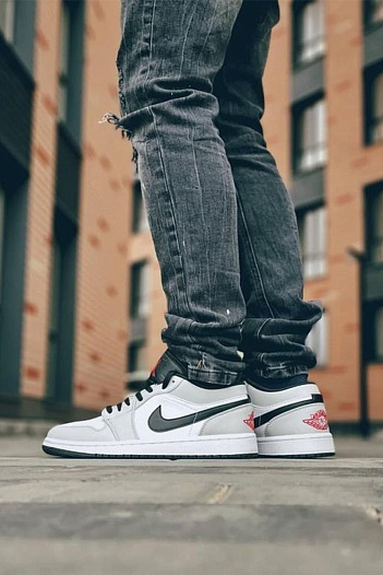 Кроссовки Nike Air Jordan 1 Low "Smoke Grey"   