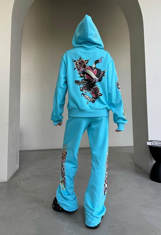 Голубой женский костюм Balenciaga