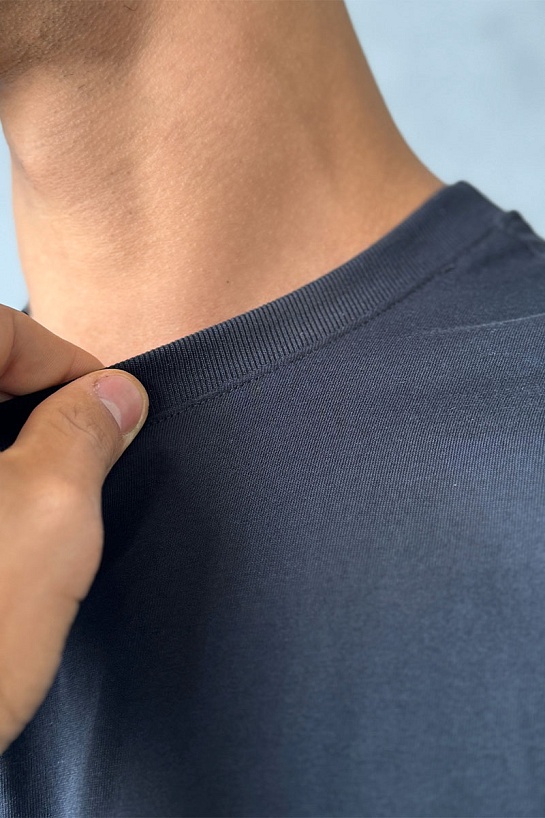 Мужская чёрная футболка Valentino VLogo Signature