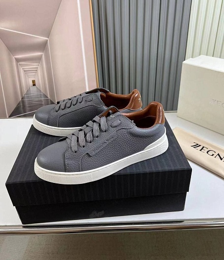 Кожаные кроссовки Ermenegildo Zegna серого цвета   
