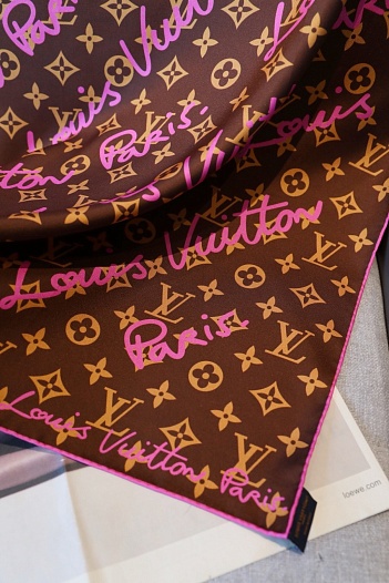 Платок Louis Vuitton LV Script Square premium 89x88 см   