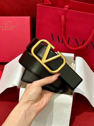 Чёрный кожаный ремень Valentino - ширина 4 см, длина 90 см   