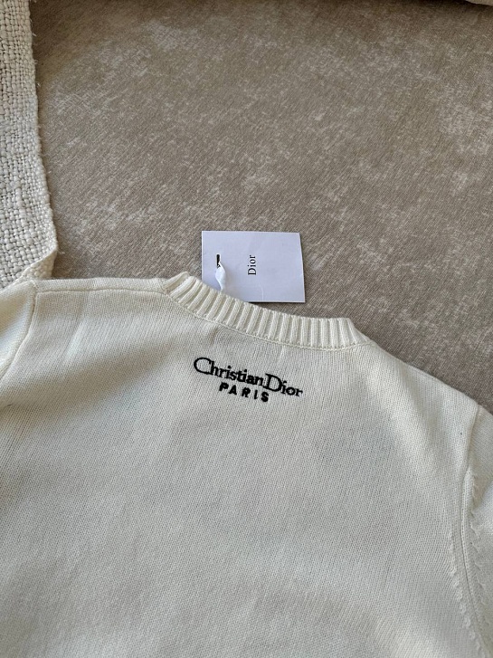 Женский белый свитер Dior