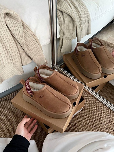 Замшевые женские слиперы с мехом UGG Lanah   